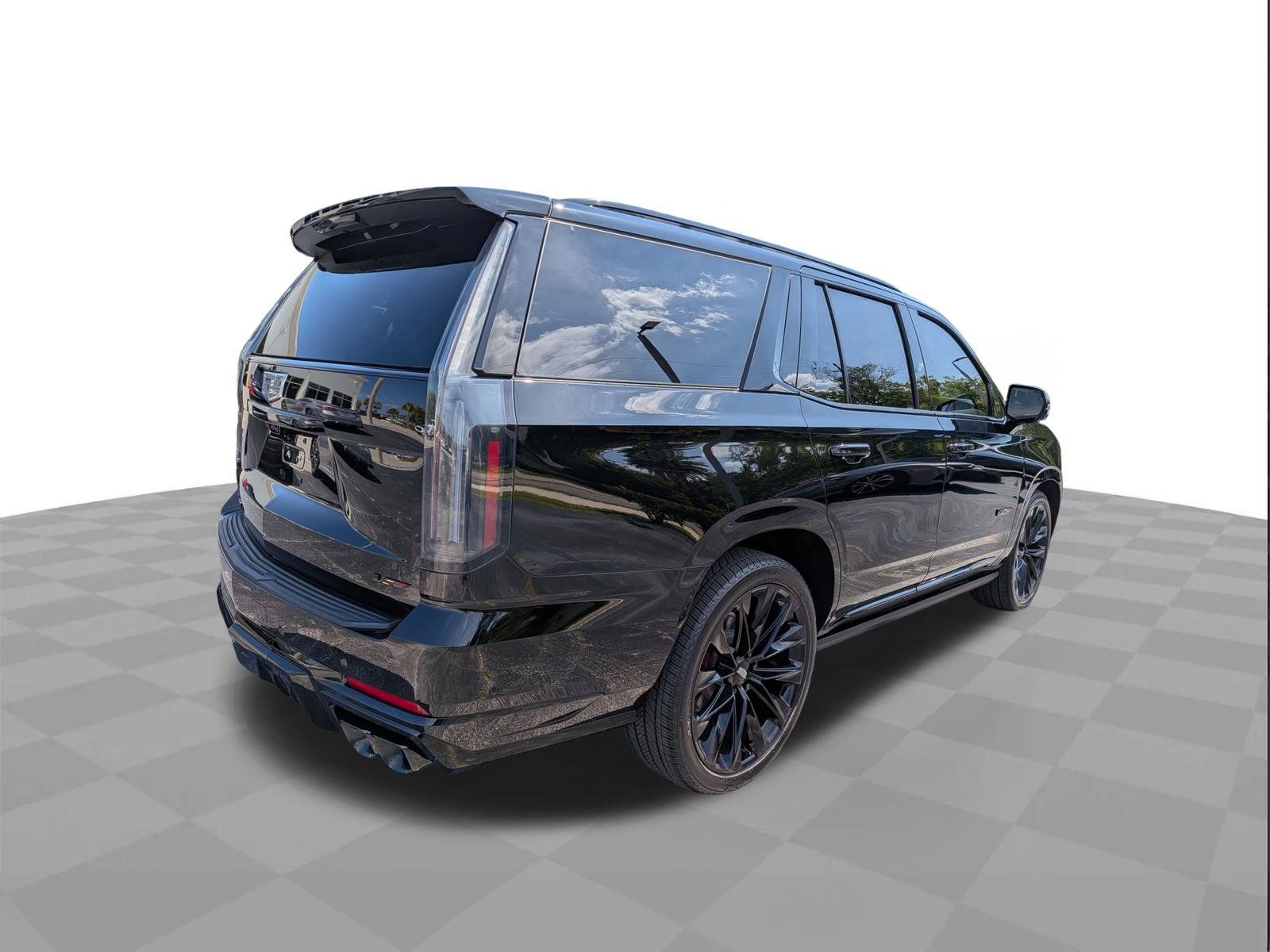 Certified 2025 Cadillac Escalade V w/ LPO, ONYX Package AWD/4WD image 4