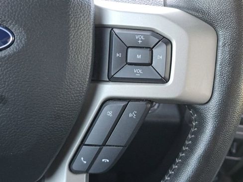 Used 2022 Ford F350 Lariat w/ Black Appearance Package image 21