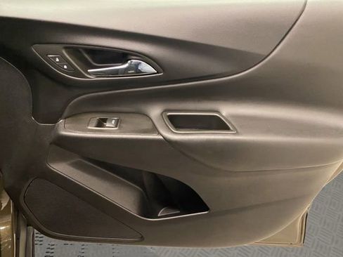 Used 2023 Chevrolet Equinox LT image 22