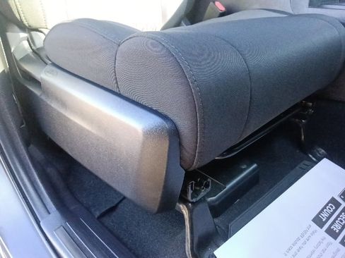 Used 2016 Toyota Tundra SR5 image 30