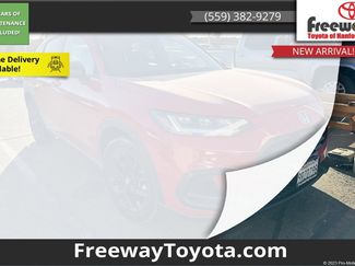 Used 2025 Honda HR-V Sport image 1