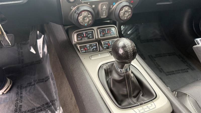 Used 2010 Chevrolet Camaro SS w/ RS Package RWD image 27