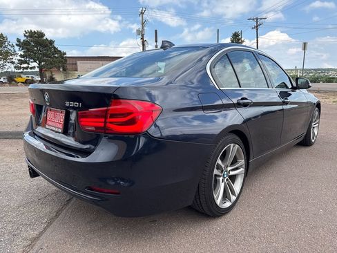 Used 2017 BMW 330i xDrive Sedan AWD/4WD image 6