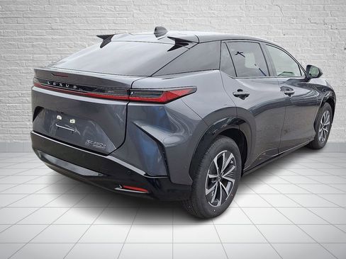 Used 2023 Lexus RZ 450e Premium image 5