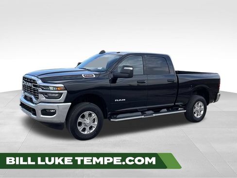 Used 2025 RAM 2500 Big Horn AWD/4WD image 1