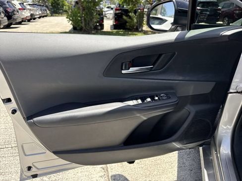 Used 2023 Toyota Prius XLE FWD image 13
