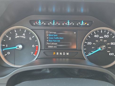 Used 2022 Ford F250 XLT w/ XLT Premium Package AWD/4WD image 11