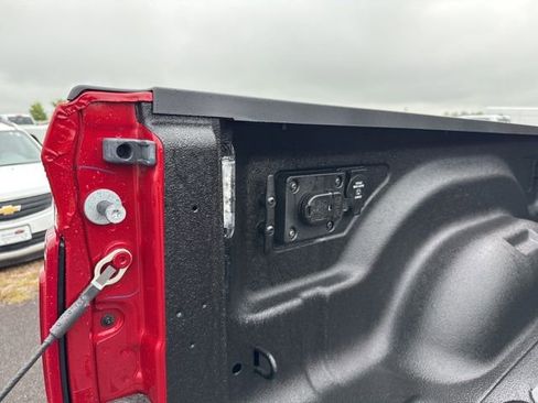 New 2026 RAM 2500 Laramie AWD/4WD image 6
