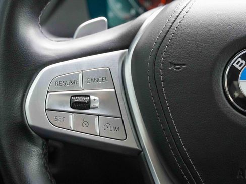 Used 2022 BMW X7 xDrive40i image 21