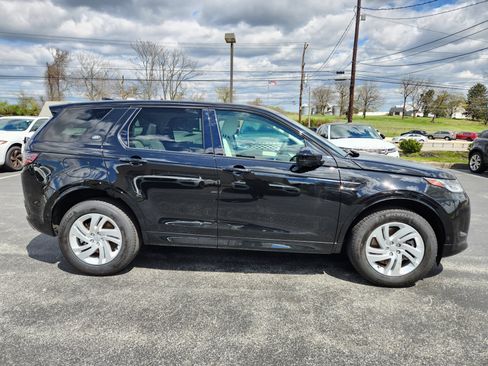 Certified 2024 Land Rover Discovery Sport S image 6