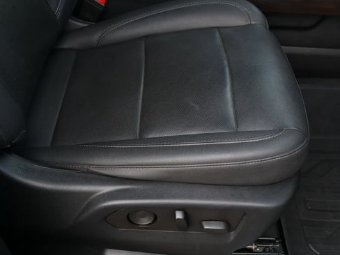 Used 2022 GMC Sierra 1500 SLT w/ SLT Premium Plus Package AWD/4WD image 29