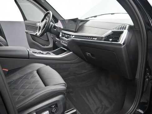 Certified 2025 BMW X5 sDrive40i w/ Climate Comfort Package RWD image 20