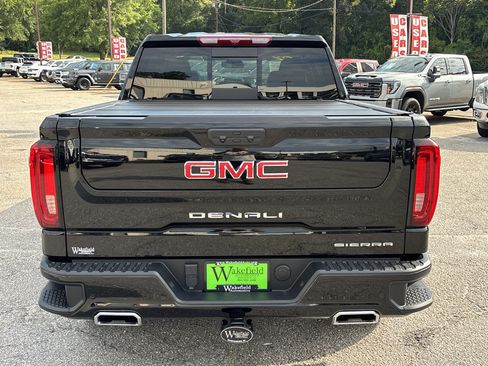 Used 2022 GMC Sierra 1500 Denali AWD/4WD image 7
