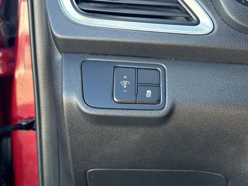 Used 2022 Hyundai Accent SEL image 32