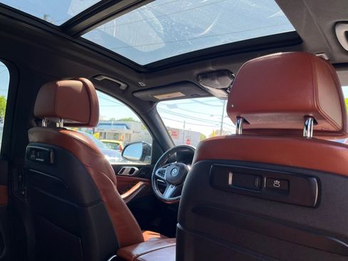 Used 2019 BMW X5 xDrive40i w/ M Sport Package AWD/4WD image 33