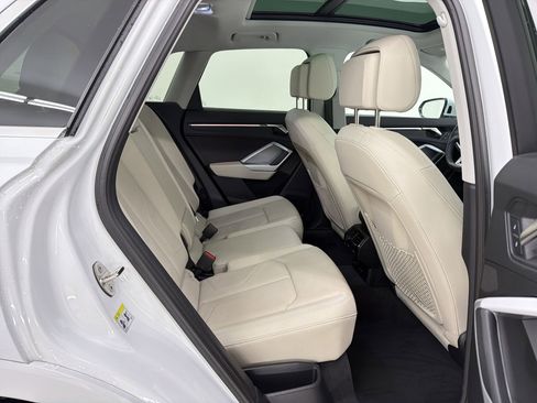 Used 2024 Audi Q3 2.0T Premium Plus w/ Premium Plus Package image 24