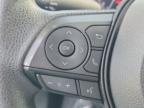 Used 2024 Toyota RAV4 XLE w/ Convenience Package FWD image 24