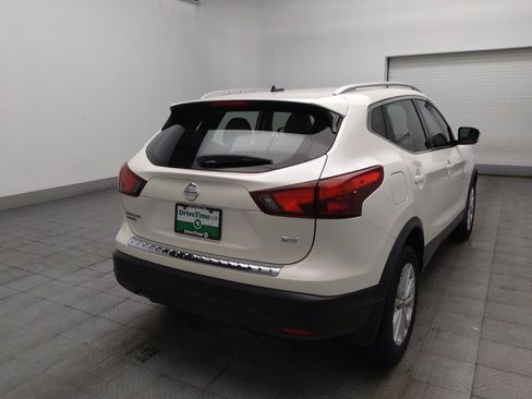 Used 2019 Nissan Rogue Sport SV FWD image 9