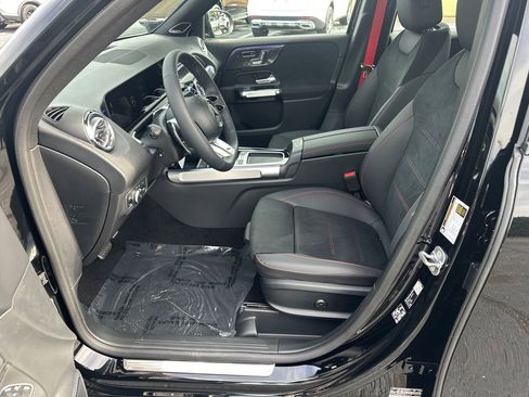 New 2026 Mercedes-Benz GLB 35 AMG GLB 35 AMG image 9
