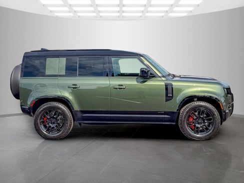 New 2026 Land Rover Defender 110 X AWD/4WD image 6