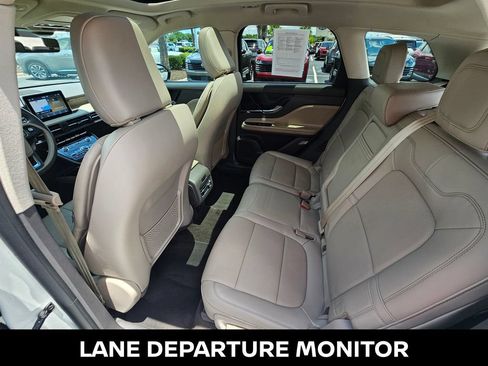 Used 2022 Lincoln Corsair Reserve w/ Elements Package FWD image 14