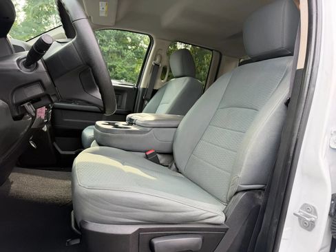 Used 2015 RAM 1500 Express AWD/4WD image 11