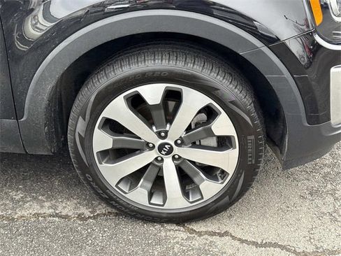 Used 2021 Kia Telluride EX w/ EX Premium Package image 7