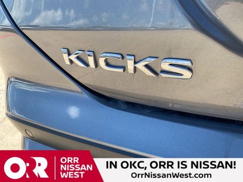 New 2025 Nissan Kicks Play S image 10