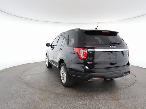 Used 2019 Ford Explorer XLT w/ Equipment Group 202A image 12