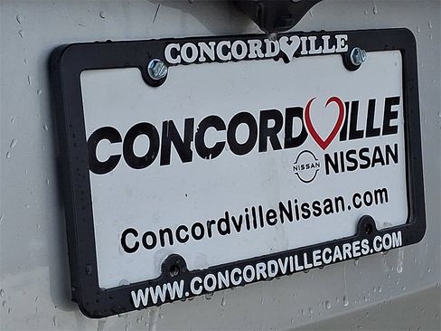 Used 2018 Ford Explorer XLT w/ Equipment Group 202A image 35