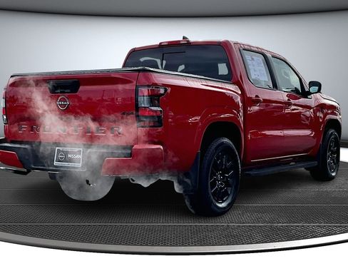 Used 2026 Nissan Frontier SV w/ All-Weather Content Package image 6