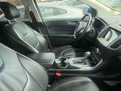 Used 2018 Ford Edge Titanium image 4