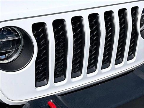 Used 2020 Jeep Gladiator Rubicon AWD/4WD image 30