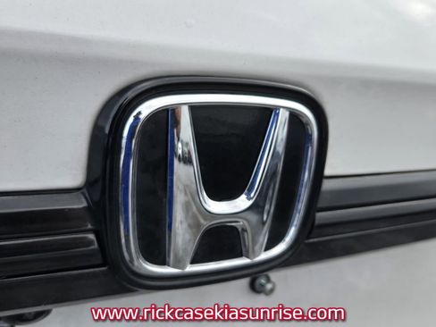 Used 2025 Honda Odyssey Touring image 9