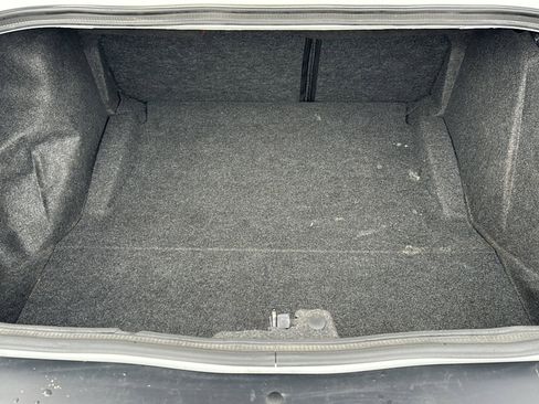 Used 2016 Dodge Challenger R/T Scat Pack w/ Leather Interior Group image 18