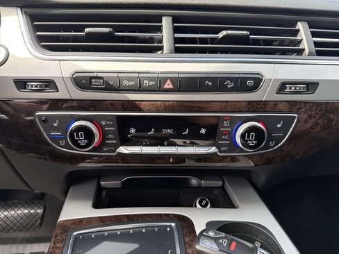 Used 2019 Audi Q7 2.0T Premium Plus w/ Premium Plus Package AWD/4WD image 31