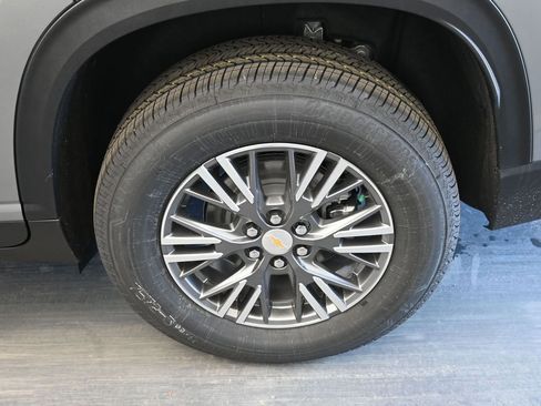 New 2026 Chevrolet Traverse LT w/ Driver Confidence Package image 10