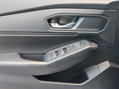 Used 2023 Honda Accord Sport image 13