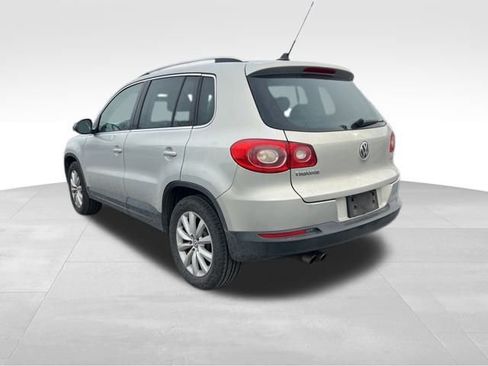 Used 2011 Volkswagen Tiguan 2WD image 5