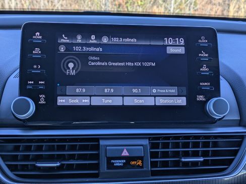 Used 2022 Honda Accord Sport image 12