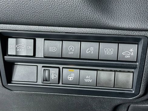 Used 2023 Toyota Tundra Limited w/ Power Package RWD image 15