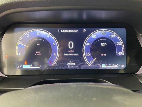 New 2025 Jeep Grand Cherokee Limited w/ Luxury Tech Group II AWD/4WD image 3