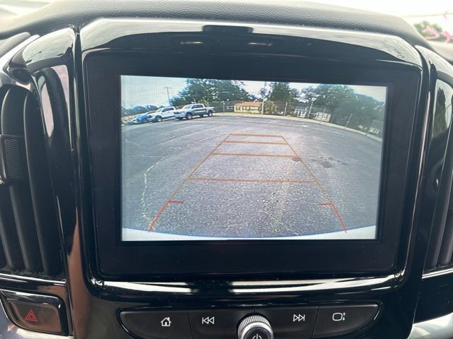 Used 2018 Chevrolet Traverse LT FWD image 10