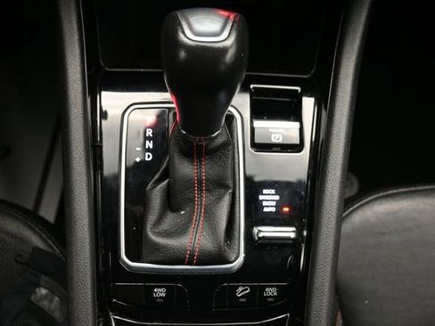 Used 2022 Jeep Compass Trailhawk w/ Sun and Sound Group image 43