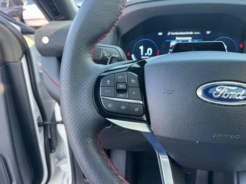 Used 2025 Ford Explorer ST AWD/4WD image 20
