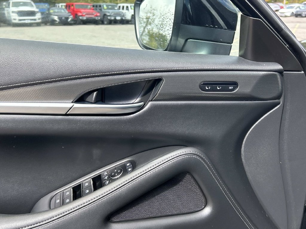 Used 2023 INFINITI QX60 Luxe AWD/4WD image 14