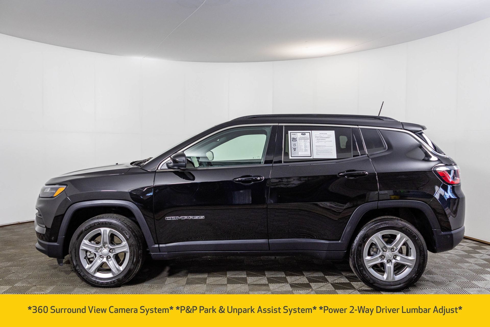 Used 2023 Jeep Compass Latitude w/ Convenience Group AWD/4WD image 22