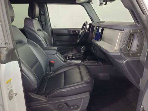 Used 2025 Ford Bronco Outer Banks image 20