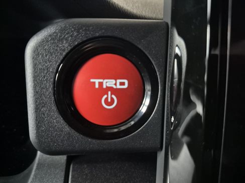 New 2025 Toyota 4Runner TRD Off-Road Premium image 30