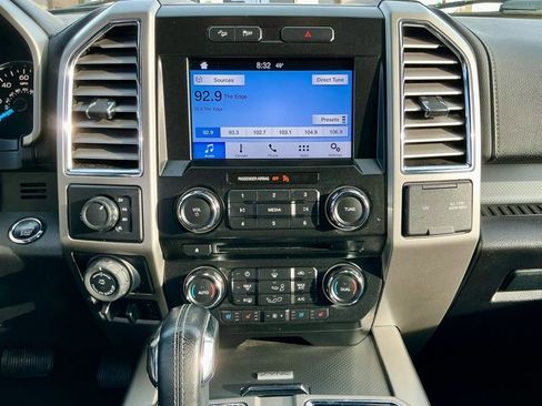 Used 2016 Ford F150 Lariat image 34